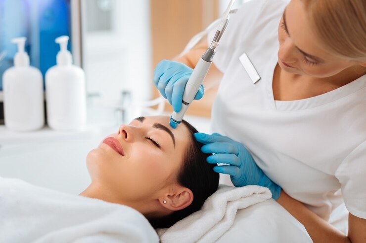 Dermatologist Doctor in Dayanand Colony