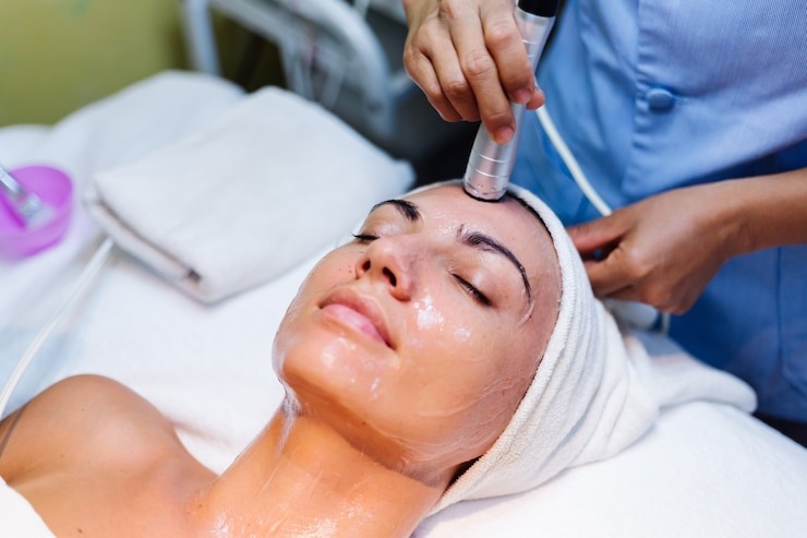 Dermatologist in Dayanand Colony